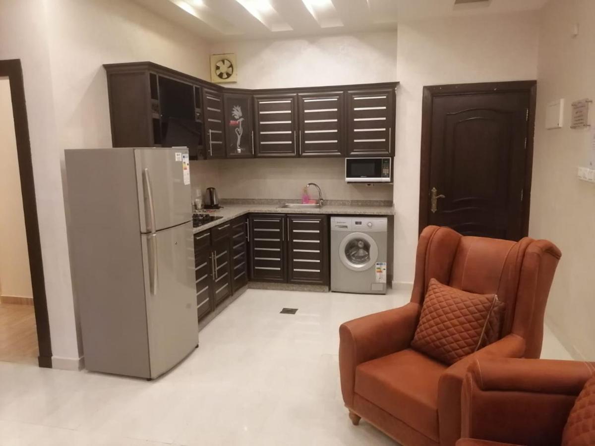 Al-Ahlam Hotel Apartments Aqaba Esterno foto